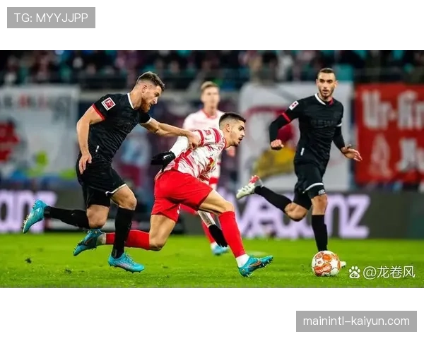 德甲保级形势错综复杂 第16至18名均积12分竞争激烈 德甲保级形势错综复杂 第16至18名均积12分竞争激烈